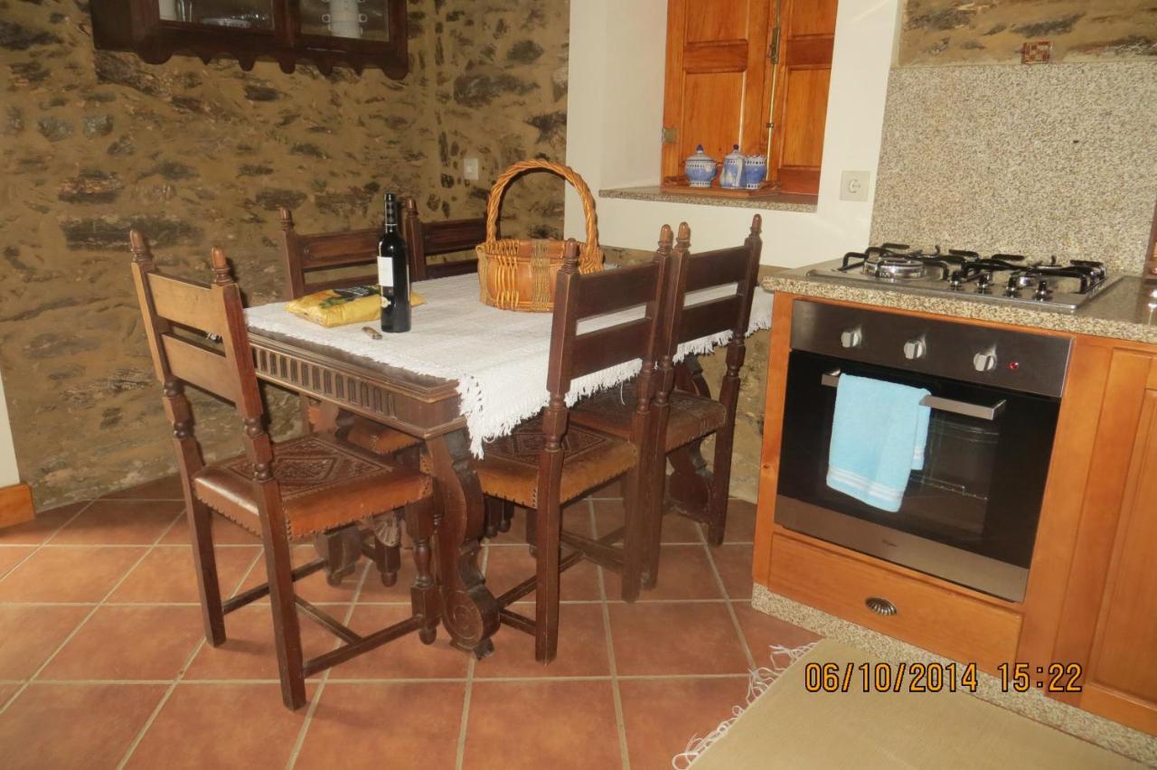 Casa Da Avo, Campo Praia A 2 Kms Do Mar 에스피뇨 외부 사진